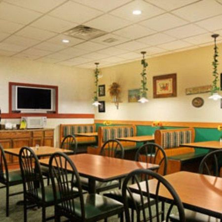 Days Inn Port Jervis Ресторант снимка